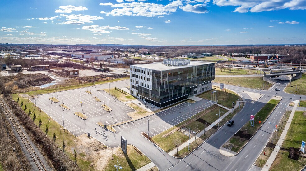 More Photos Of 2600 Boul Alfred-Nobel, Montréal Office For Lease