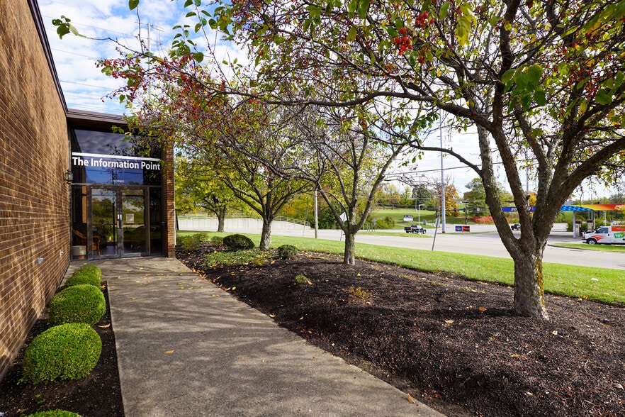 More Photos Of 10385 Spartan Dr, Evendale Light Manufacturing For Lease