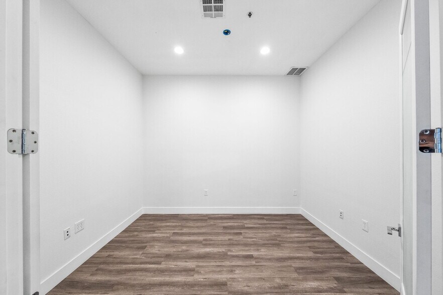 More Photos Of 9630 Research Dr, Irvine Research And Development For Sale