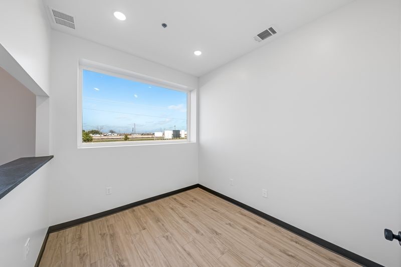 More Photos Of 6723 W Interstate 30, Royse City Unknown For Lease