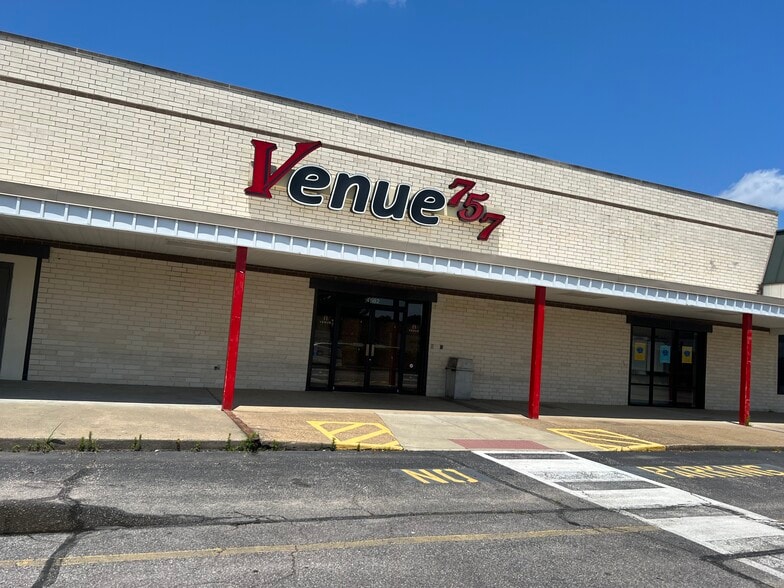 More Photos Of 4520-4644 George Washington Hwy, Portsmouth Storefront For Lease