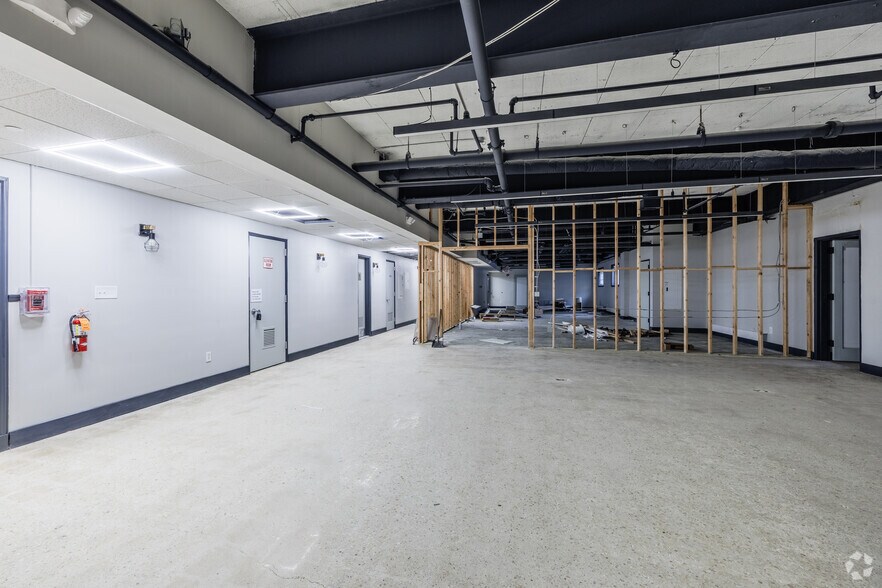 More Photos Of 303 Broad St, Red Bank Specialty For Lease