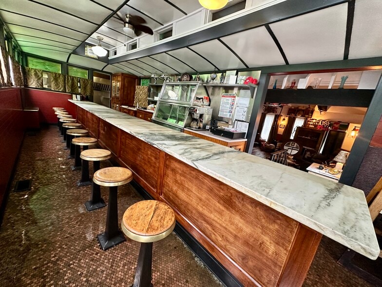 More Photos Of 5 St Patrick Pl, Port Henry Restaurant For Sale