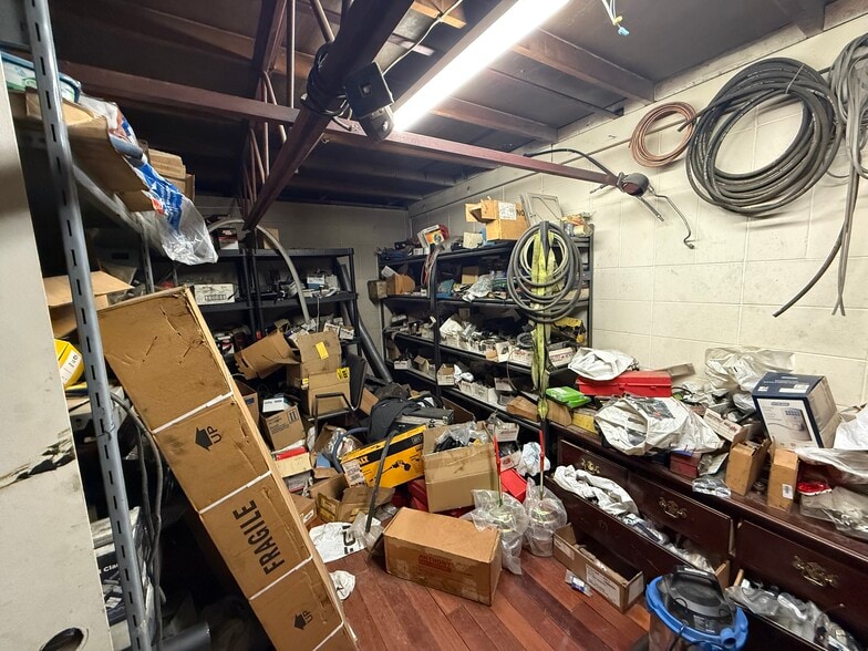 More Photos Of 16647 114 Av NW, Edmonton Industrial For Sale