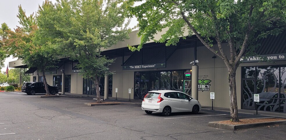 More Photos Of 7950 Redwood Dr, Cotati Storefront Retail Office For Lease