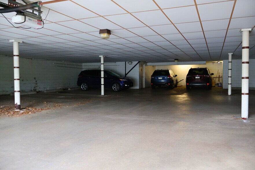 More Photos Of 1108 E Chocolate Ave, Hershey Medical For Sale