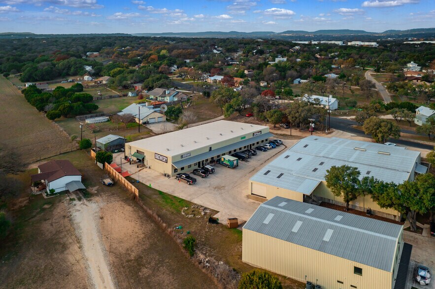 More Photos Of 103 Ranger Dr, Boerne Warehouse For Lease