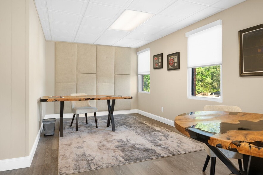 More Photos Of 107 Fountain Brook Cir, Cary Office For Sale