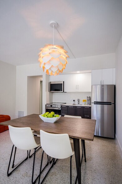 More Photos Of 4433 El Mar Dr, Lauderdale By The Sea Hotel For Sale