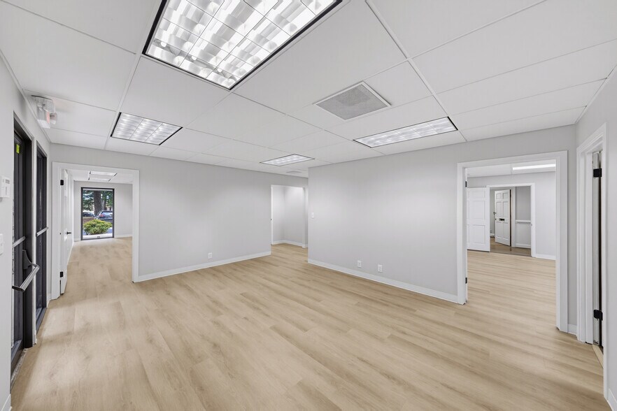 More Photos Of 2801 Clearview Pl, Doraville Office For Sale