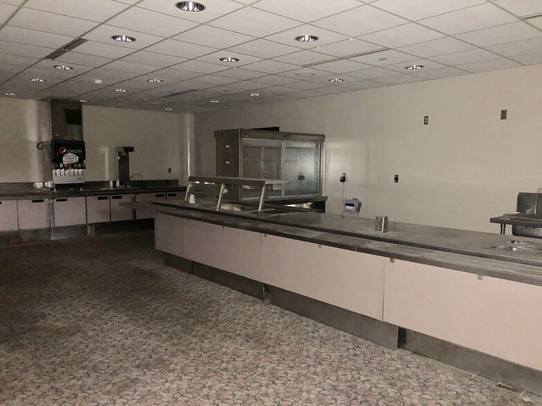 More Photos Of 101 Yorkshire Blvd, Lexington Medical For Lease