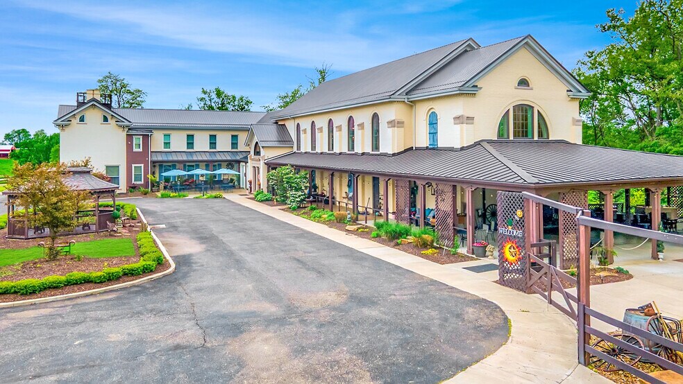 More Photos Of 195 State Route 151, Smithfield Hospitality For Sale