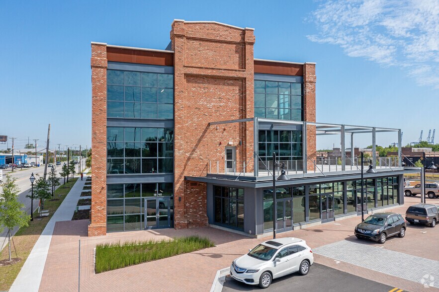 More Photos Of 1640 Meeting Street Rd, Charleston Office For Lease