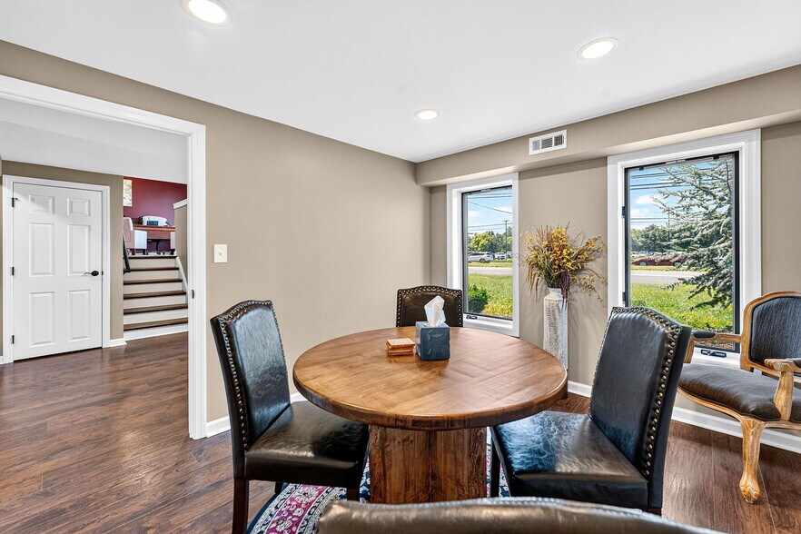 More Photos Of 79 S Maple Ave, Marlton Office For Sale