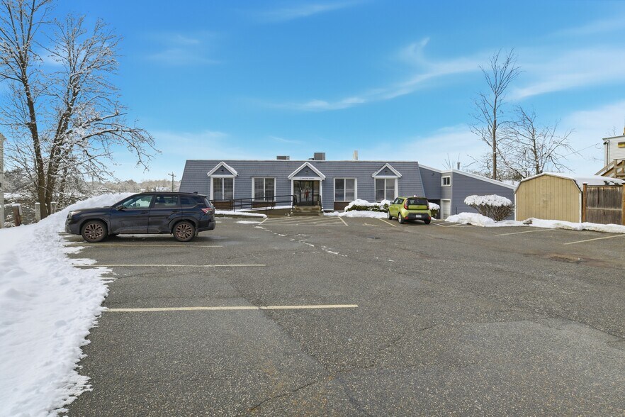 More Photos Of 37 Prospect St, East Longmeadow Storefront Retail Office For Lease