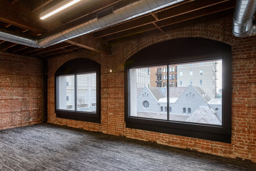 More Photos Of 1714-1720 Franklin St, Oakland Office For Sale
