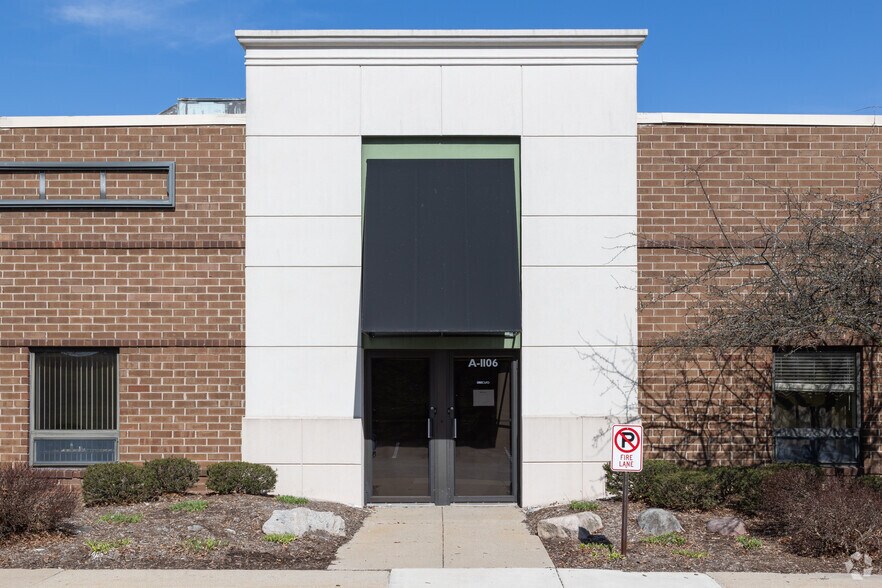More Photos Of 4665 44th St SE, Grand Rapids Medical For Lease