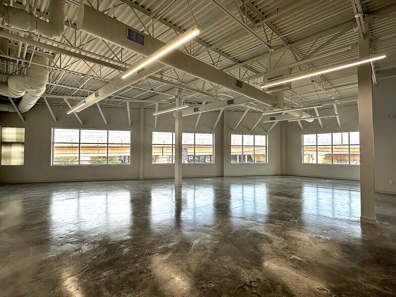 More Photos Of 700 E Campbell Rd, Richardson Office For Lease