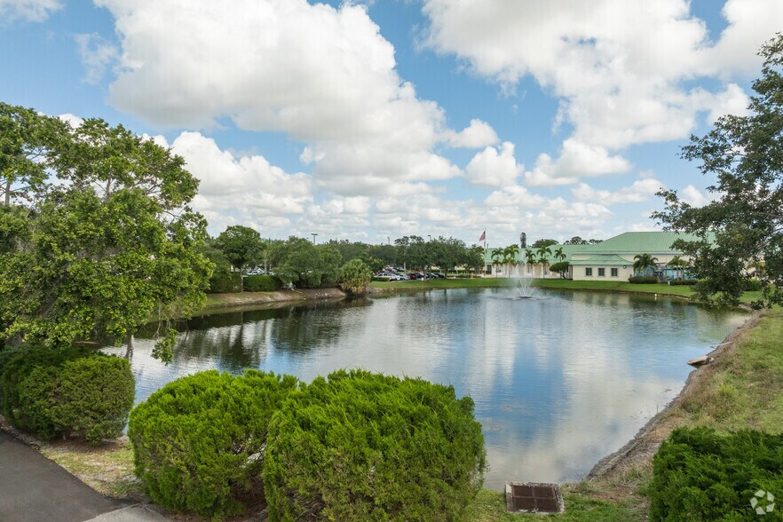 More Photos Of 259-327 SE Port St Lucie Blvd, Port Saint Lucie Unknown For Lease