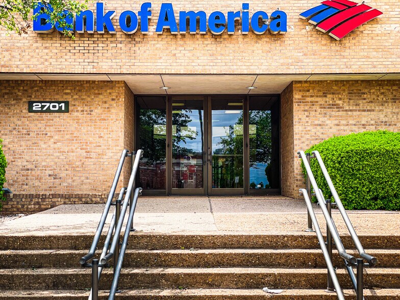 More Photos Of 2701 S Harvey Ave, Oklahoma City Office For Lease