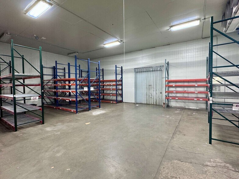 More Photos Of 3831-3841 Eudora Way, Denver Refrigeration Cold Storage For Lease