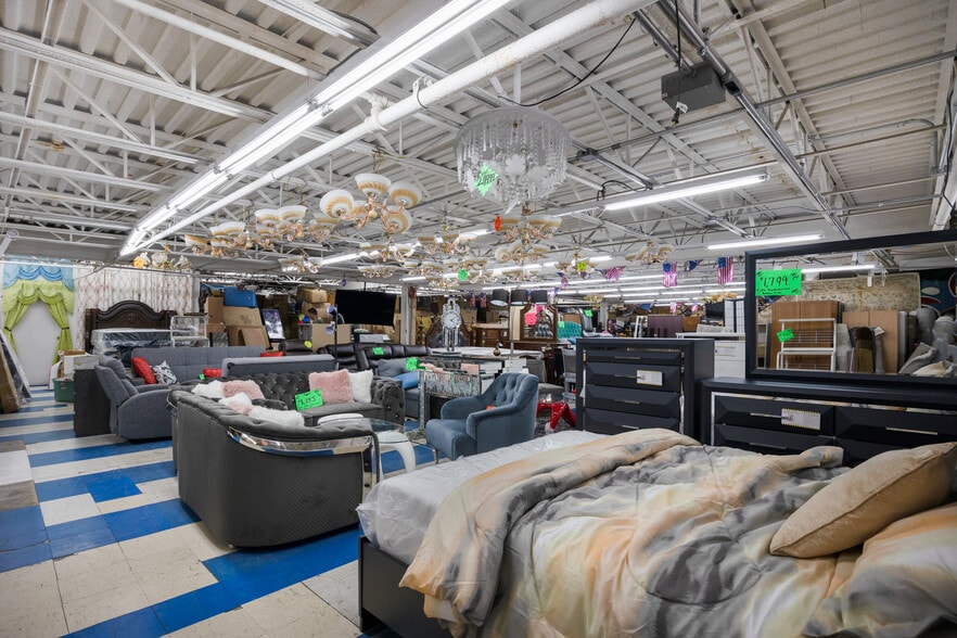 More Photos Of 1412 Jerome Ave, Bronx Daycare Center For Lease