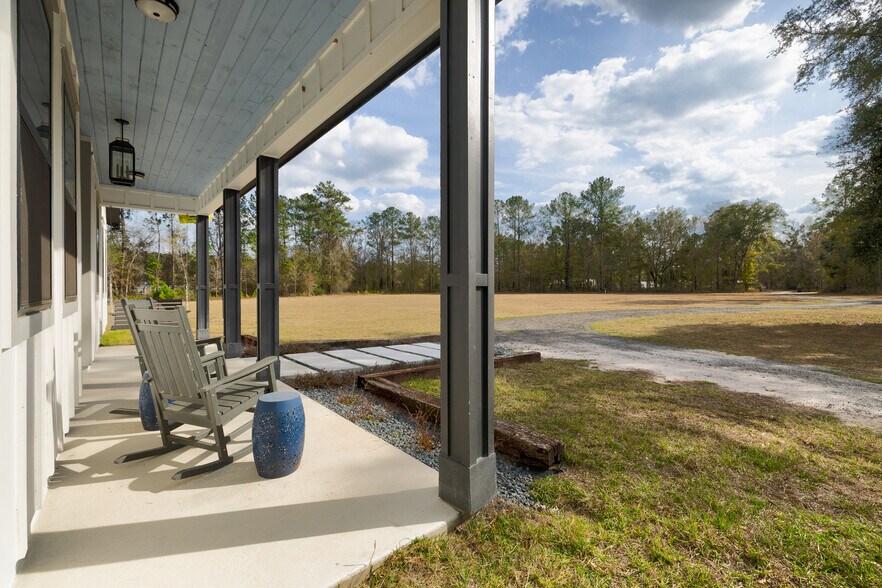 More Photos Of 6012 Long Branch Rd, Jacksonville Horse Stables For Sale