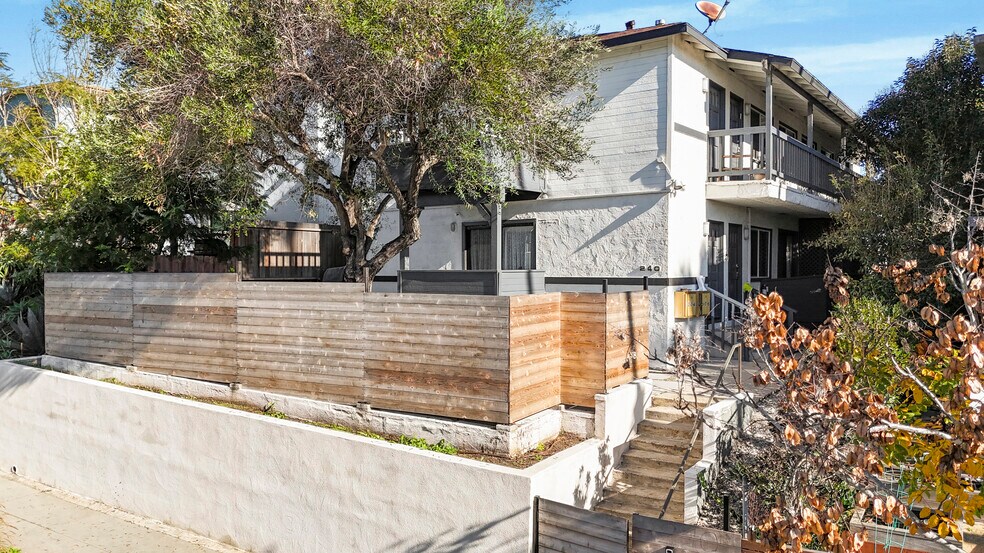 More Photos Of 240 3rd Ave, Venice Apartments For Sale