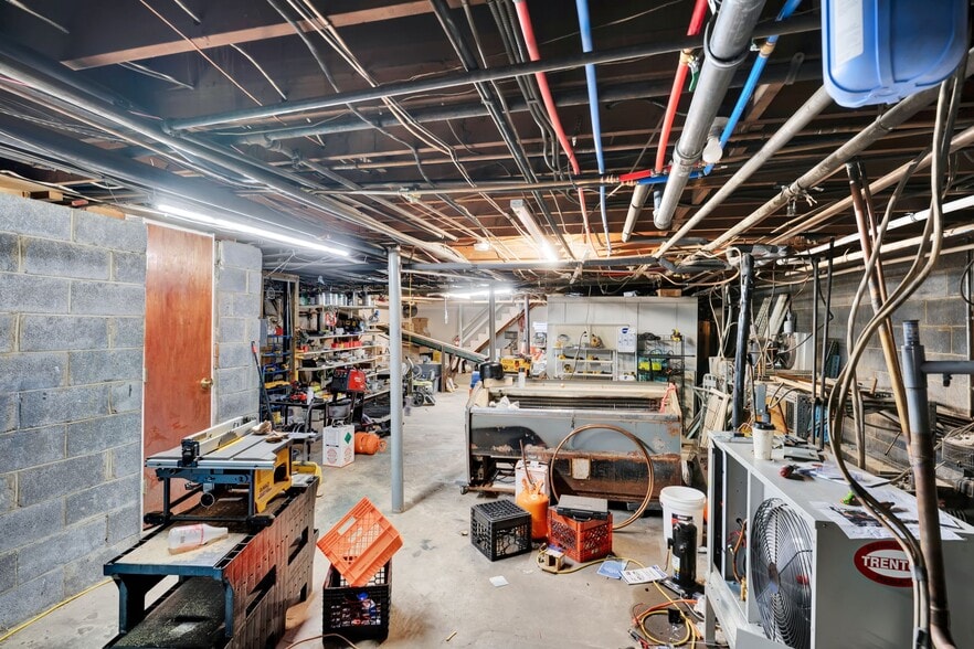 More Photos Of 147 Chestnut St, Roselle Park Storefront Retail Residential For Sale