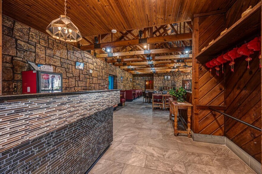 More Photos Of 4601 SE 29th St, Oklahoma City Restaurant For Sale