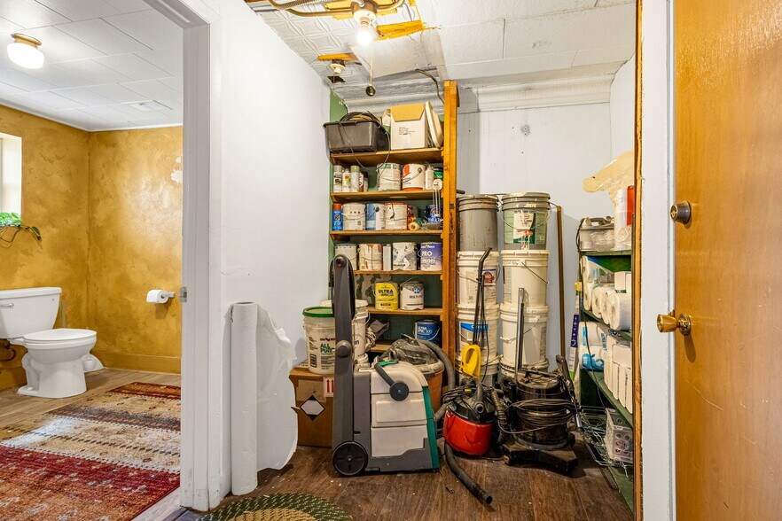 More Photos Of 510 Main St, Canon City Storefront For Sale