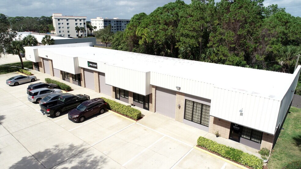 More Photos Of 1535 N Cogswell St, Rockledge Warehouse For Lease