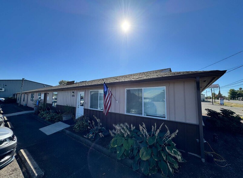 More Photos Of 33935 Highway 99E, Tangent Office Residential For Lease