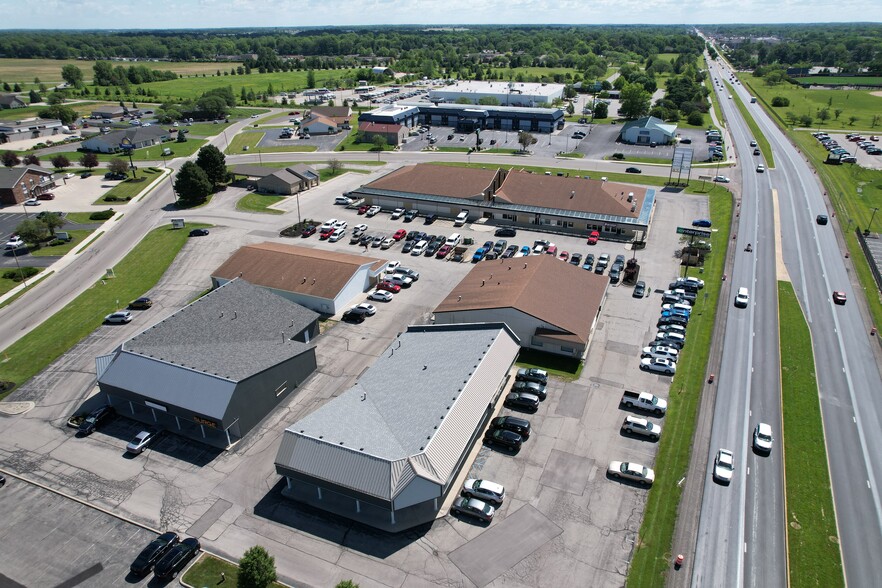 More Photos Of 3301 N Everbrook Ln, Muncie Unknown For Lease