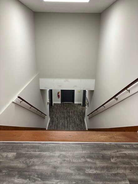 More Photos Of 1304 S Broad St, Monroe Flex For Lease