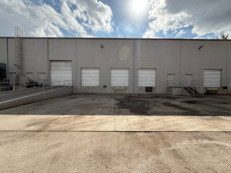 More Photos Of 1907 SW 43rd Ter, Deerfield Beach Warehouse For Lease