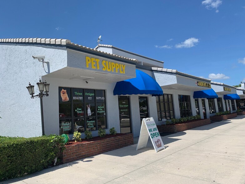 More Photos Of 9866 W Sample Rd, Coral Springs Storefront Retail Office For Lease