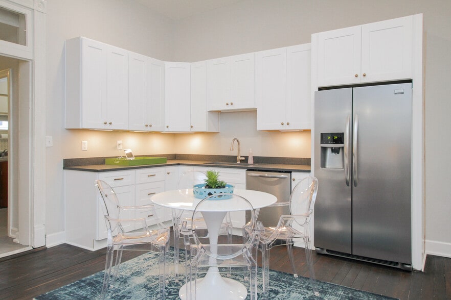 More Photos Of 305 14th Ave, Nashville Office Residential For Lease