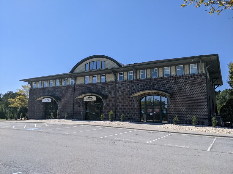 More Photos Of 200 Cape Fear Cir, Sneads Ferry Office For Lease