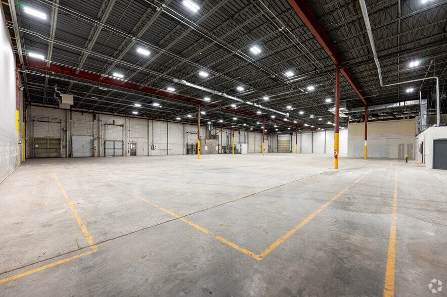 More Photos Of 1810 S Lynhurst Dr, Indianapolis Unknown For Lease