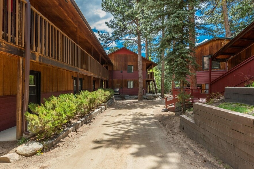 More Photos Of 1820 Fall River Rd, Estes Park Hotel For Sale