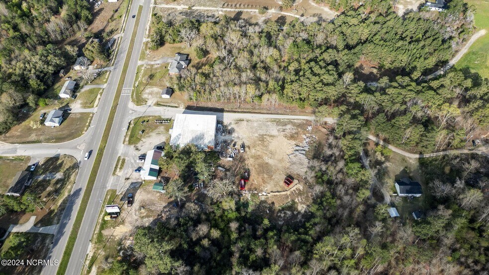 More Photos Of 895 Hwy 1, Rockingham Manufacturing For Lease