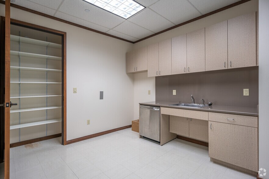 Photo of 3rd Floor Ste 385