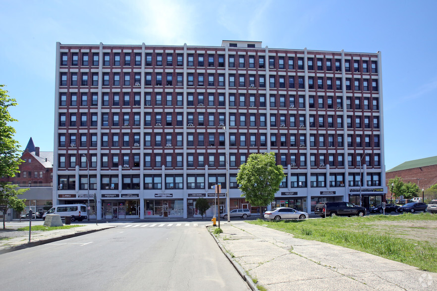 Primary Photo Of 1241 Main St, Bridgeport Apartments For Lease