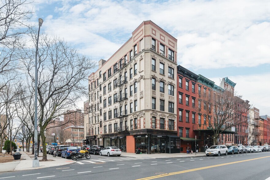 More Photos Of 259 E Broadway, New York Apartments For Sale