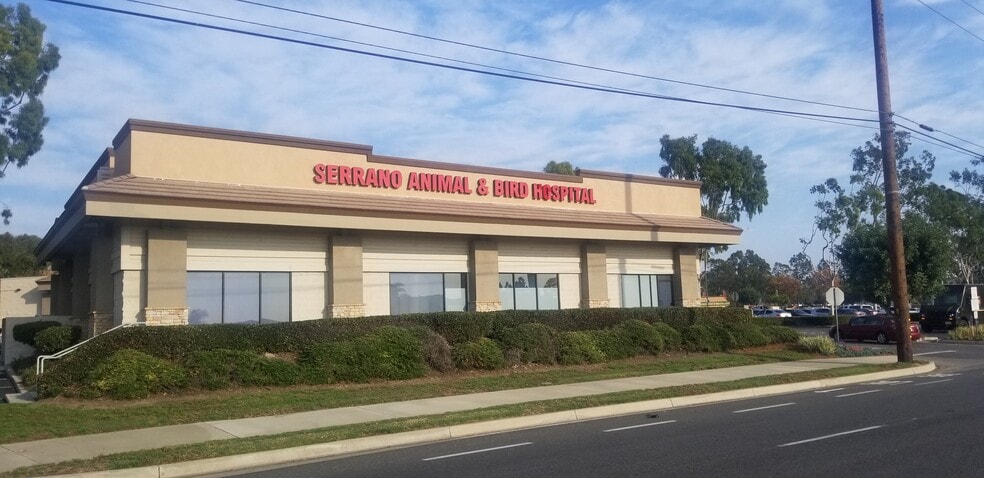 More Photos Of 22331-22377 El Toro Rd, Lake Forest Unknown For Lease