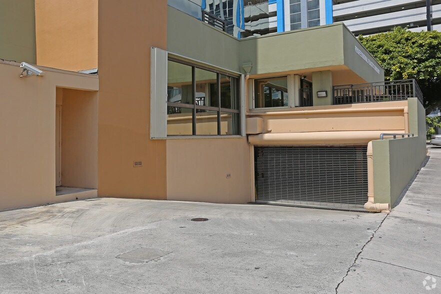 More Photos Of 3400 Coral Way, Coral Gables Medical For Lease