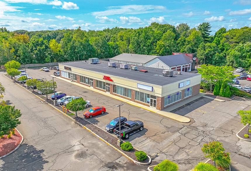 More Photos Of 855 Bridgeport Ave, Milford Unknown For Lease