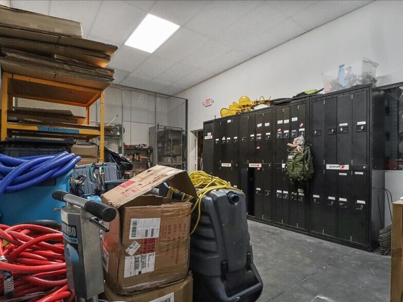 More Photos Of 73 SW 12th Ave, Dania Beach Warehouse For Sale