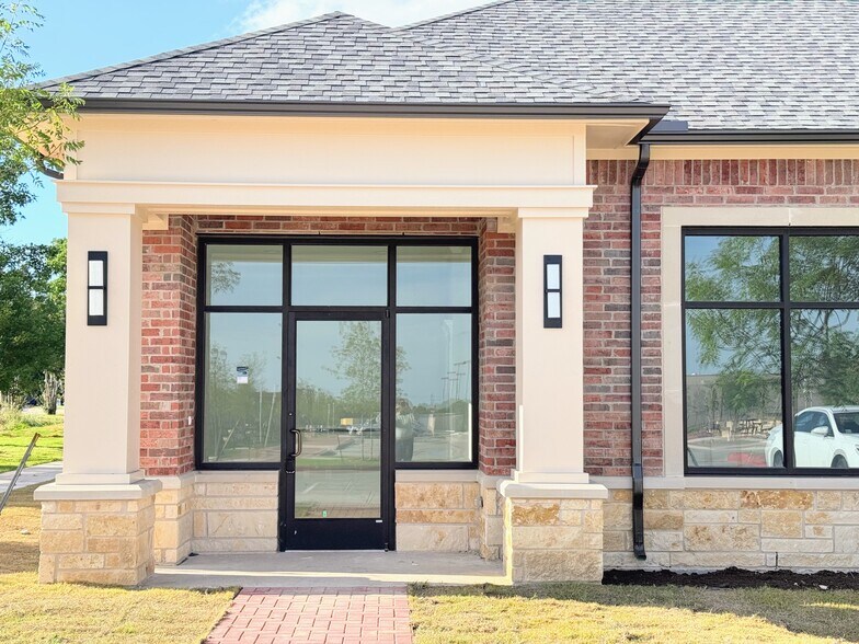 More Photos Of 7700 Preston Rd, Frisco Medical For Sale